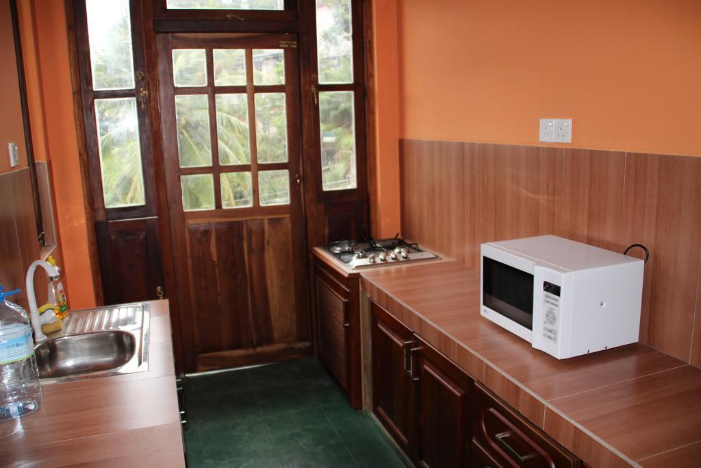 Self Cate Luxury Apartments Tennekumbura ห้อง รูปภาพ